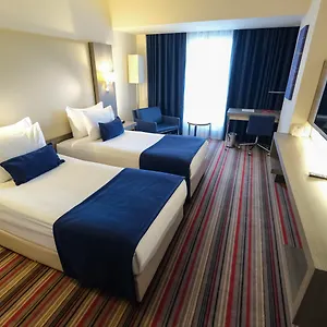 https://ramada-plaza-izmir.aegeanhotels.net